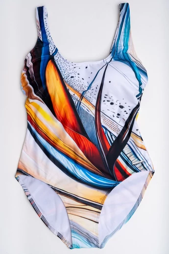 MAR. NŐI E. CONTOUR